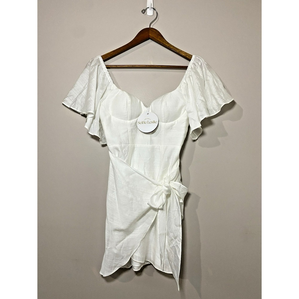 Selfie Leslie Aphrodite Molded Bust Angel Sleeve Wrap Dress White Womens XS NWT! - Picture 2 of 8
